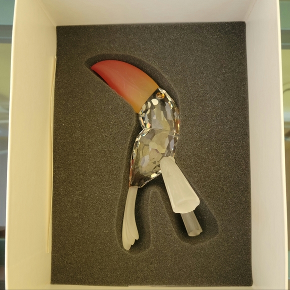 SOLD - Preciosa Crystal Toucan Figurine - Picture 6 of 8